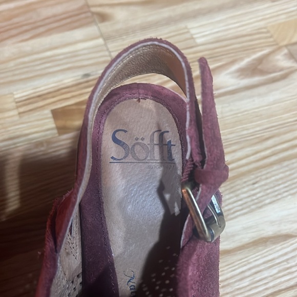 Sofft Women’s Suede Slingback Wedge - Picture 6 of 7